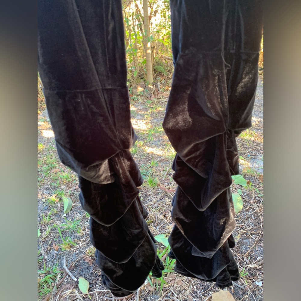 ✨⚡️💥Black Velvet Catsuit with Stacked Legs - Picture 9 of 14